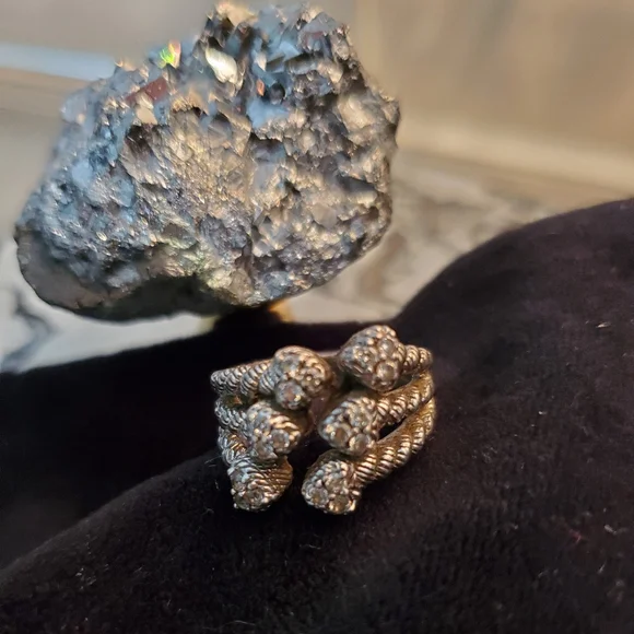 JUDITH RIPKA 925 silver 6 Hearts Ring 💍 6 - Picture 3 of 3